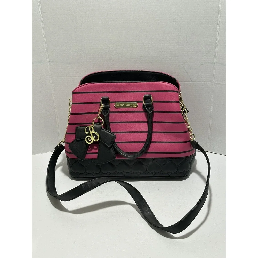 Betsey Johnson Pink Black Striped Heart Quilted Satchel Crossbody Bag‎ Bow Charm